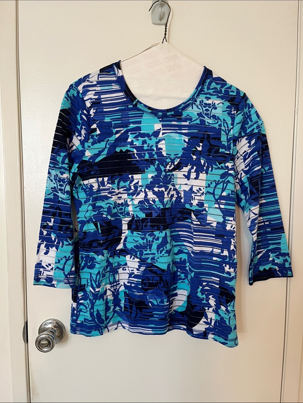 Chico's Blue & Teal Abstract-Print Long Sleeve Tee